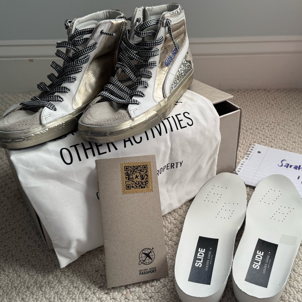 Golden Goose 
Size 39
Slide Double Quarter